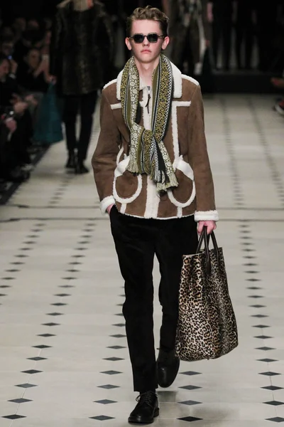 Look 20